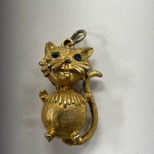 Cat With Green Stone Eyes 10K Gold plated Vintage Charm For Bracelet